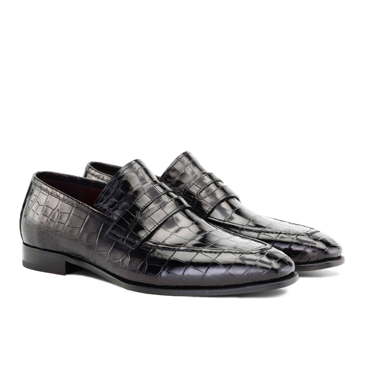 Black crocodile leather loafers