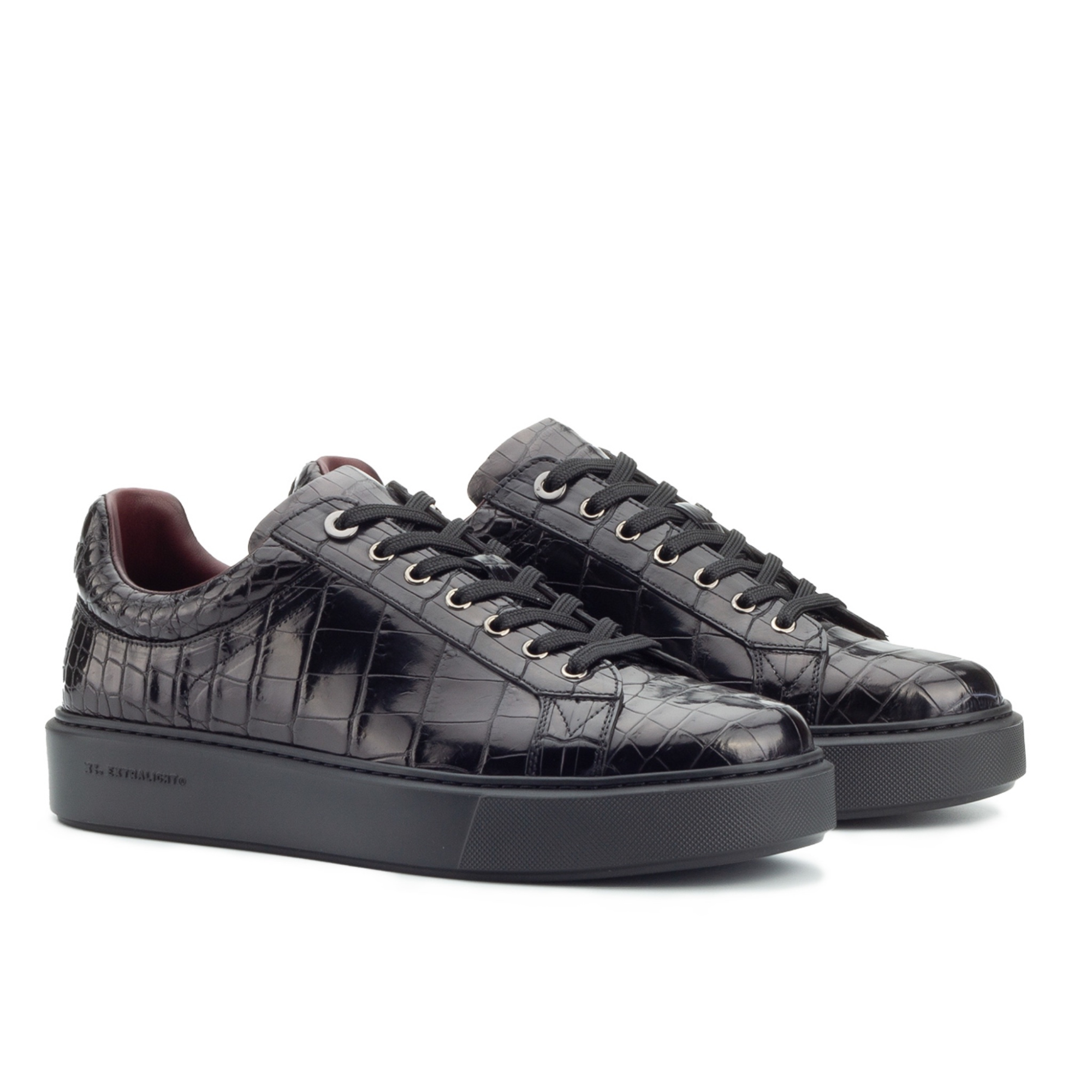 Sneakers with crocodile leather trim